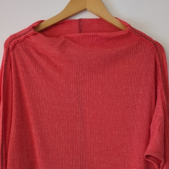 Free People Londowntown Thermal Off-Shoulder Oversized Boho Coral Sweater Sz S - Picture 5 of 8
